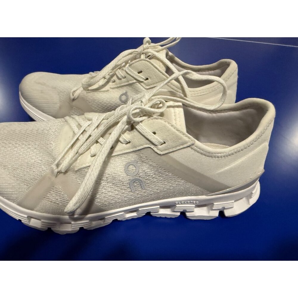 On Cloud  X 4 ADWomen's Running Shoes Size 8.5 (EU40), Ghost l Dew